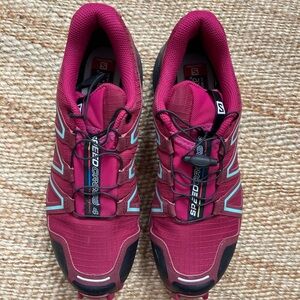 SAlomon womens speedcross 4 shoes size 8 US